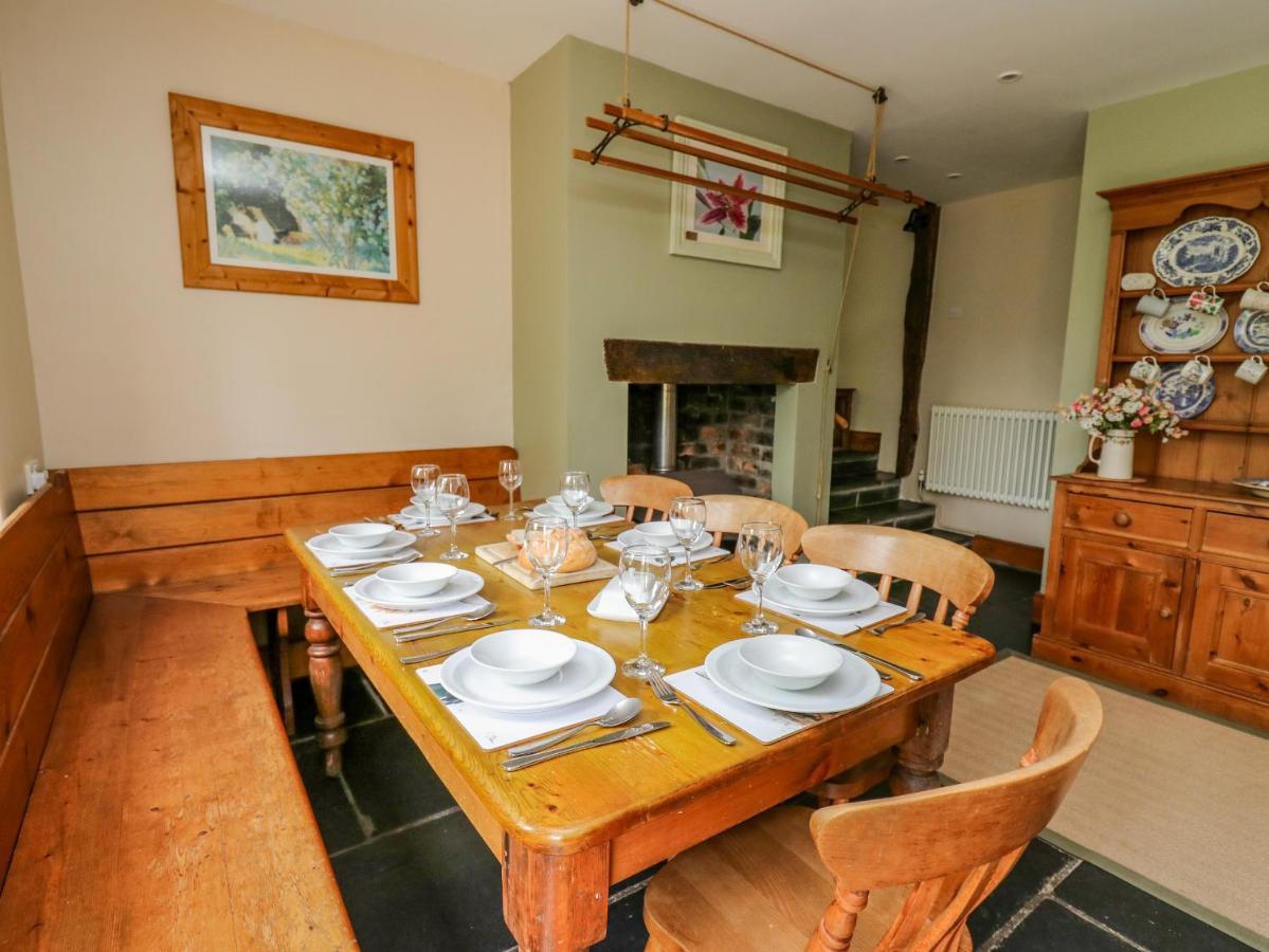 Llanwrthwl Byrdir Cottage מראה חיצוני תמונה